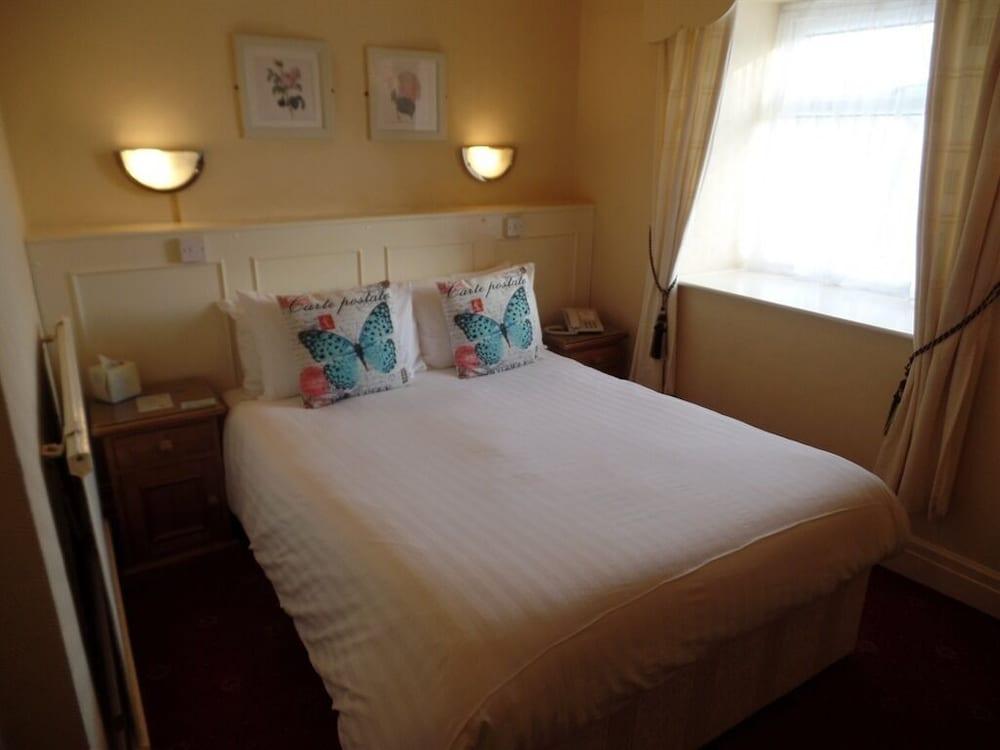 The Dodington Lodge Hotel Whitchurch  Eksteriør bilde